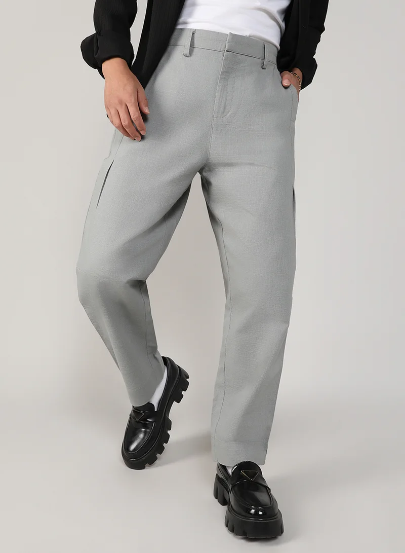 كامبوس سوترا Men's Moon Grey  Tailored Linen-Blend Trousers For Casual Wear | Tailored Fit | 4 Pockets | Hook Closure | Trousers Crafted With Comfort Fit For Everyday Wear